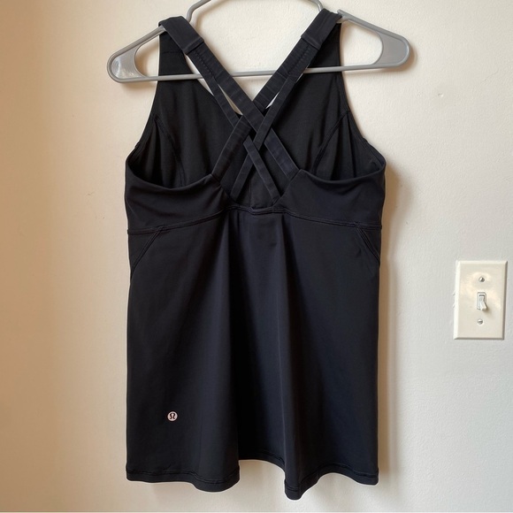 Lululemon Women's Black Tank Top - Picture 2 of 6